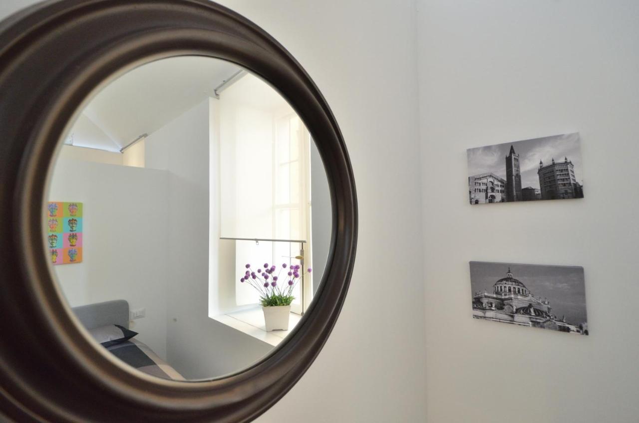 Apartamento ELEGANZA del RICCIO Parma Exterior foto